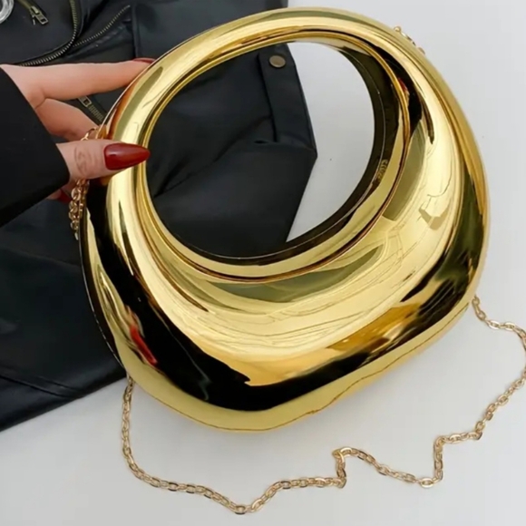 Luxurious handbag - Picture 4 of 7